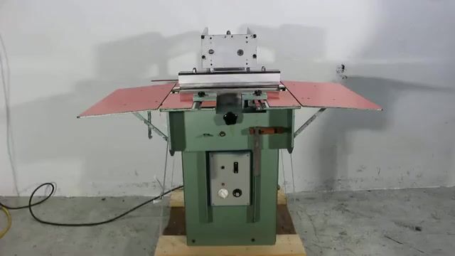 Case makers Smyth CM
